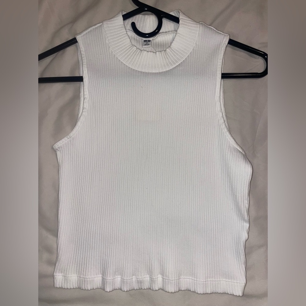 Uniqlo White Ribbed Tank Top
